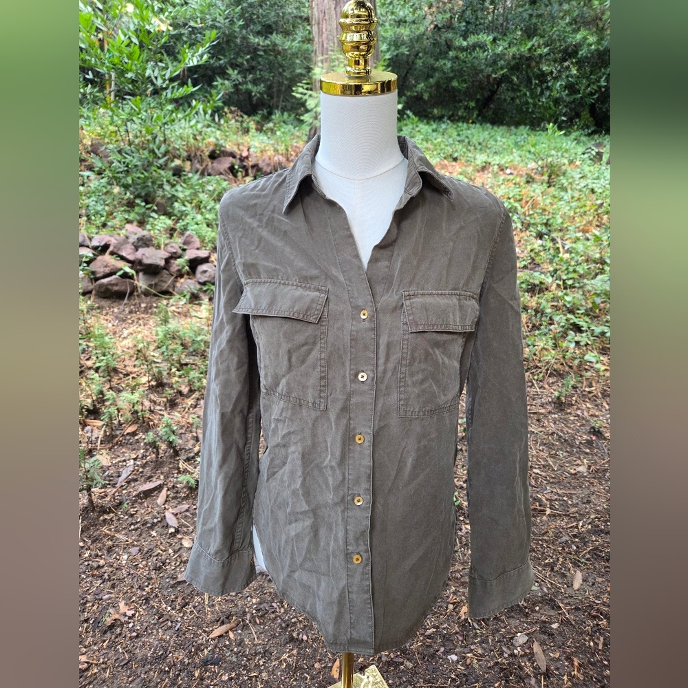 The Group Babaton Aritzia Womens Button-Up Shirt Size XS